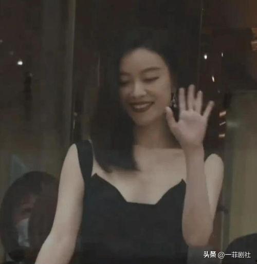 娱乐吃瓜女艺人被拉黑,吃瓜女艺人被神秘拉黑，背后真相引人猜测